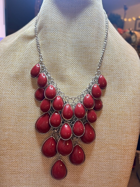 Jewelry - Red Teardrop Statement Necklace - Women Jewelry